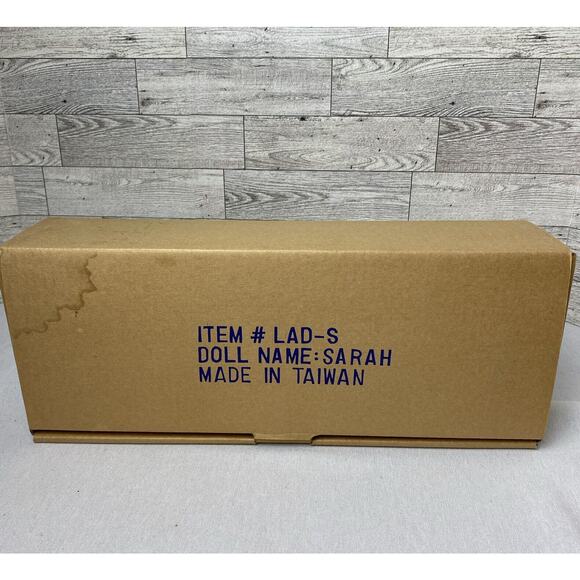 Vintage Lauren Anne Doll Collection Sarah NIB Bisque Porcelain 15” - Picture 9 of 9